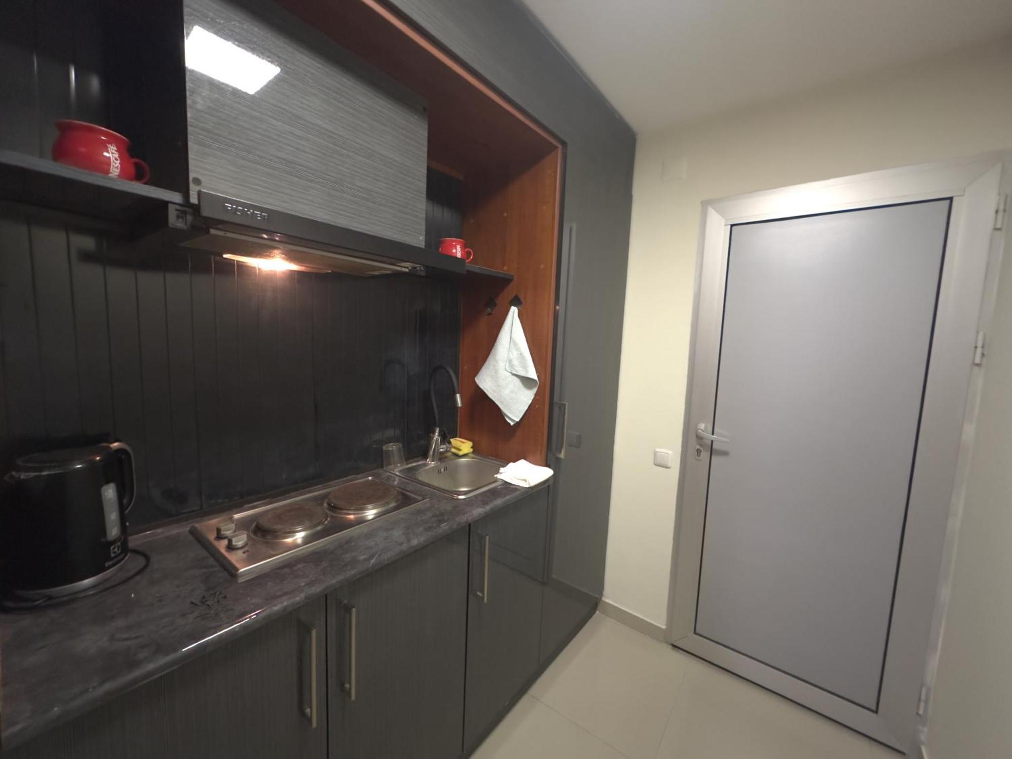 Nava Hotel Ереван Екстериор снимка